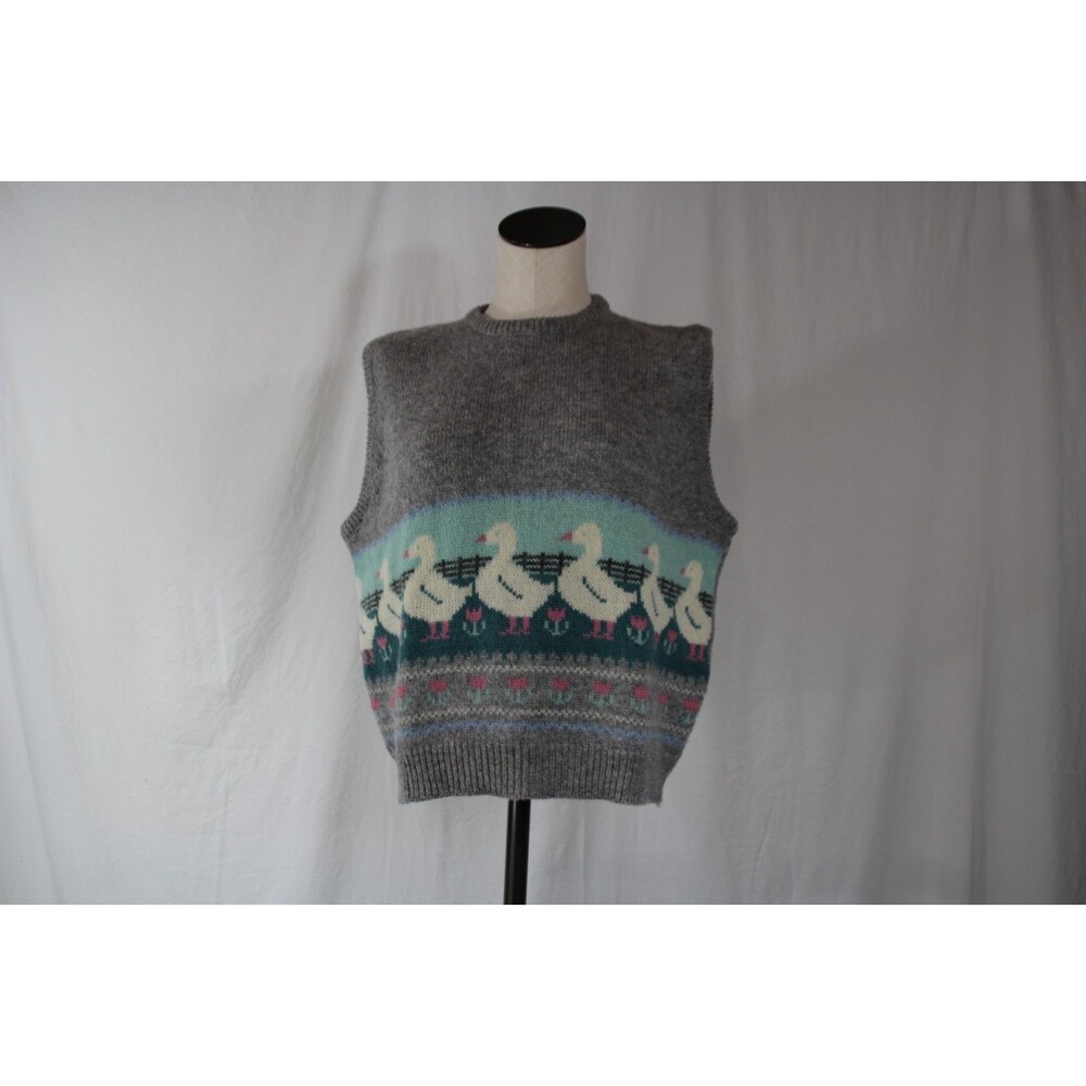Vintage 80s HBaskin Women’s Grey Goose Sweater XL Cottage core Eclectic Hearts